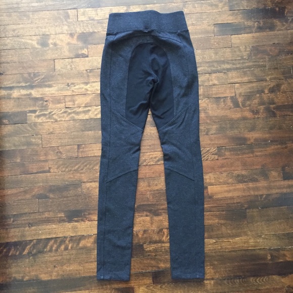 Kit and Ace charcoal leggings 6 - Picture 2 of 5